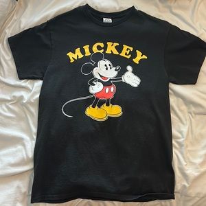 Mickey tee medium